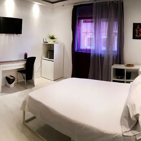 Studio Dorobanti Apartman