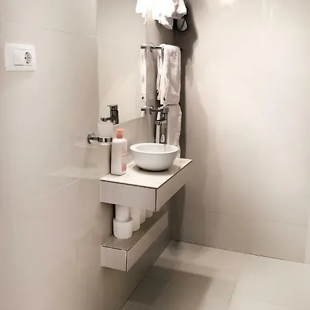 Studio Dorobanti Apartman *